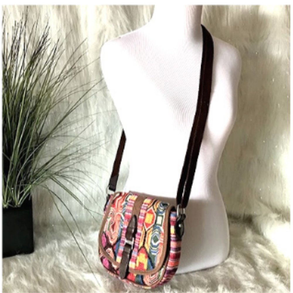 Toms crossbody traveler bag purse